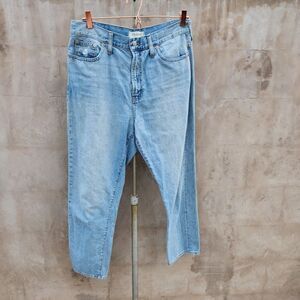 Madewell the perfect vintage jean size 31